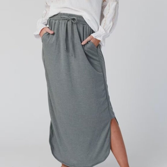 Three Bird Nest Dresses & Skirts - Three Bird Nest Elastic Waist Skirt, Charcoal, Size Small